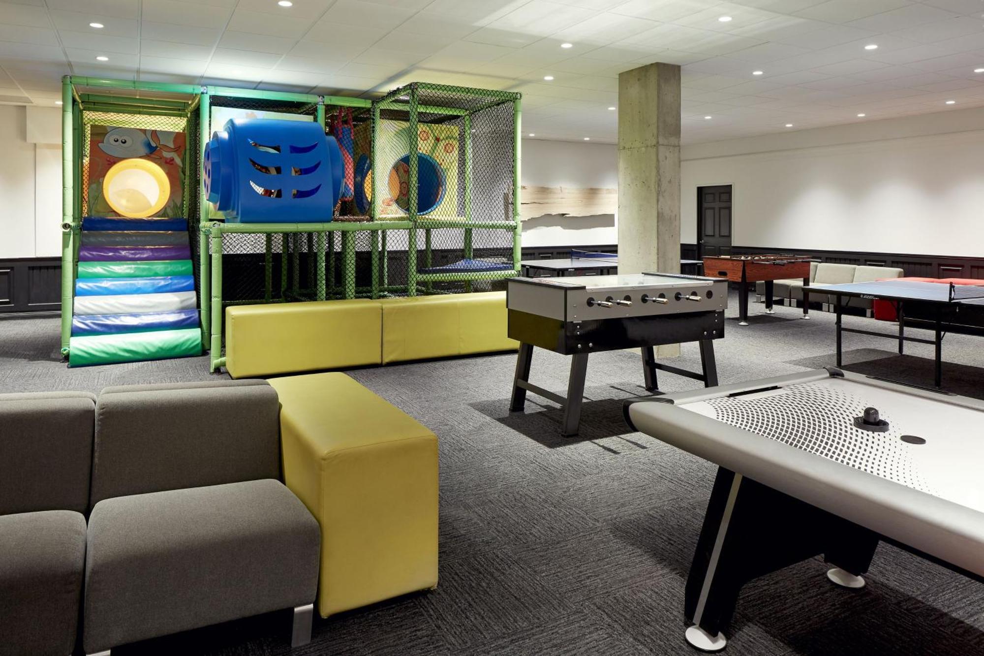 Delta Hotels By Marriott Mont Sainte-Anne, Resort & Convention Center Beaupré Eksteriør billede